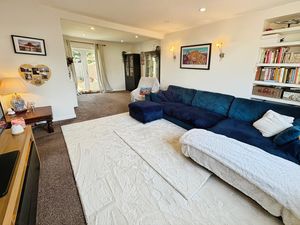 Photo 19- click for photo gallery